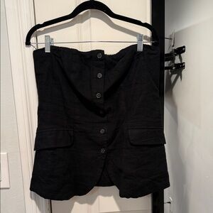 Universal Thread Black Strapless Button Front Top